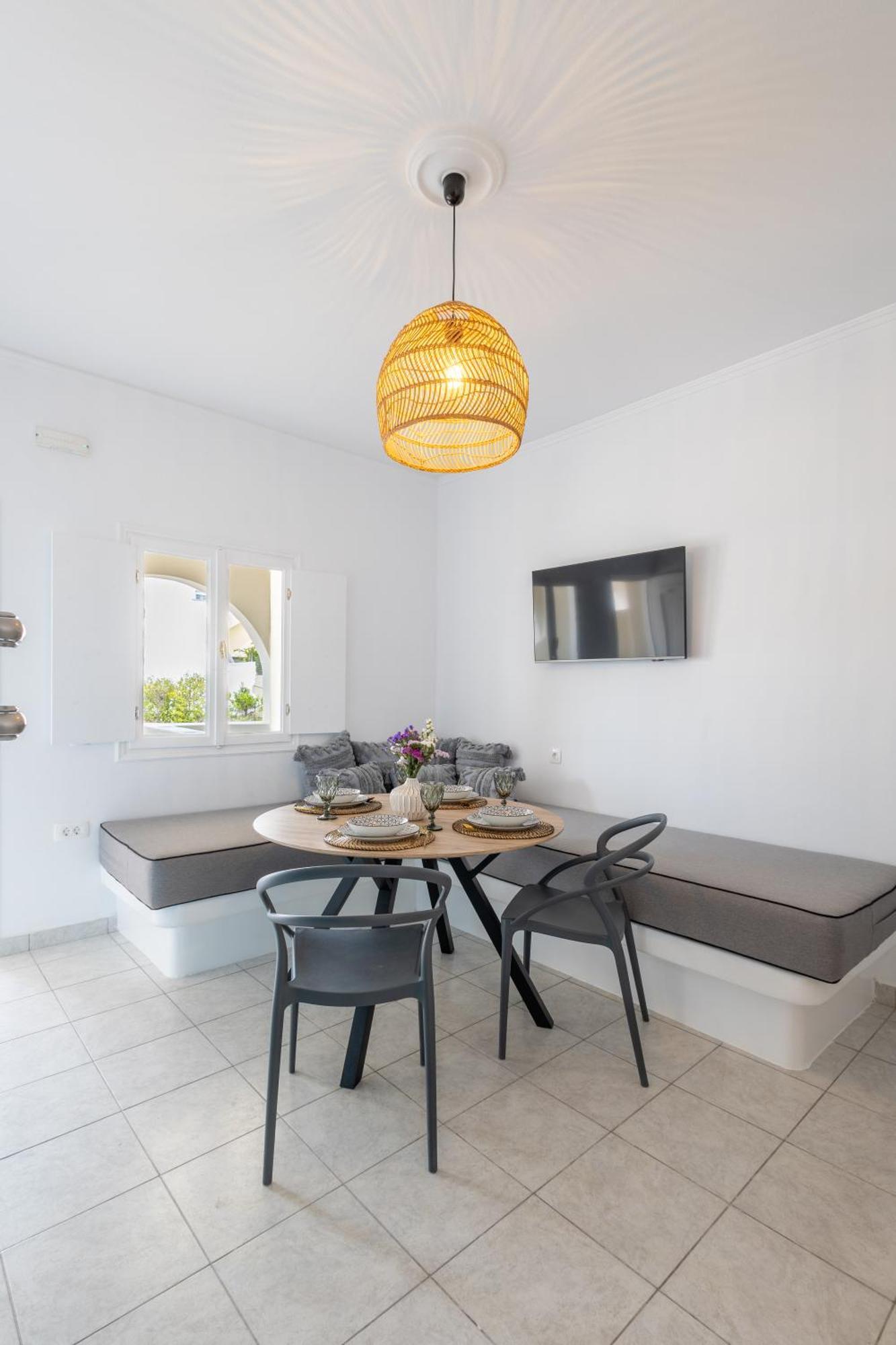 Blackrock Suites Karterados  Exteriér fotografie